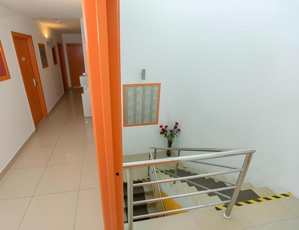1 Hotel Mahkota Cheras Exterior foto